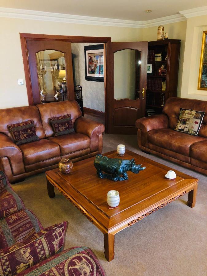 Tranquil Accommodation In A Great Location. Lanark Exterior photo
